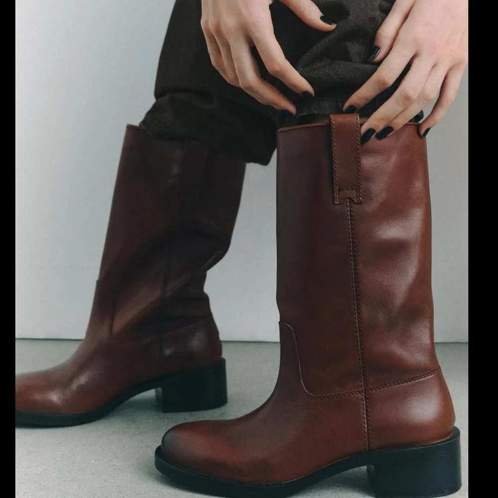 boots - Picture 6 of 8